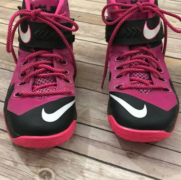 Nike Zoom LeBron Soldier 8 Think Pink - Picture 4 of 4